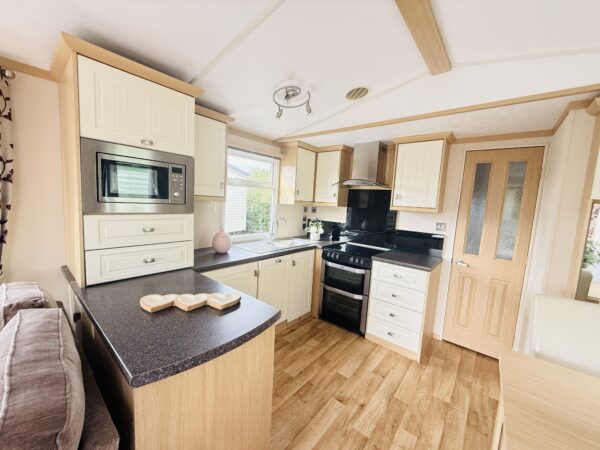 Carnaby Rosedale - Image 5