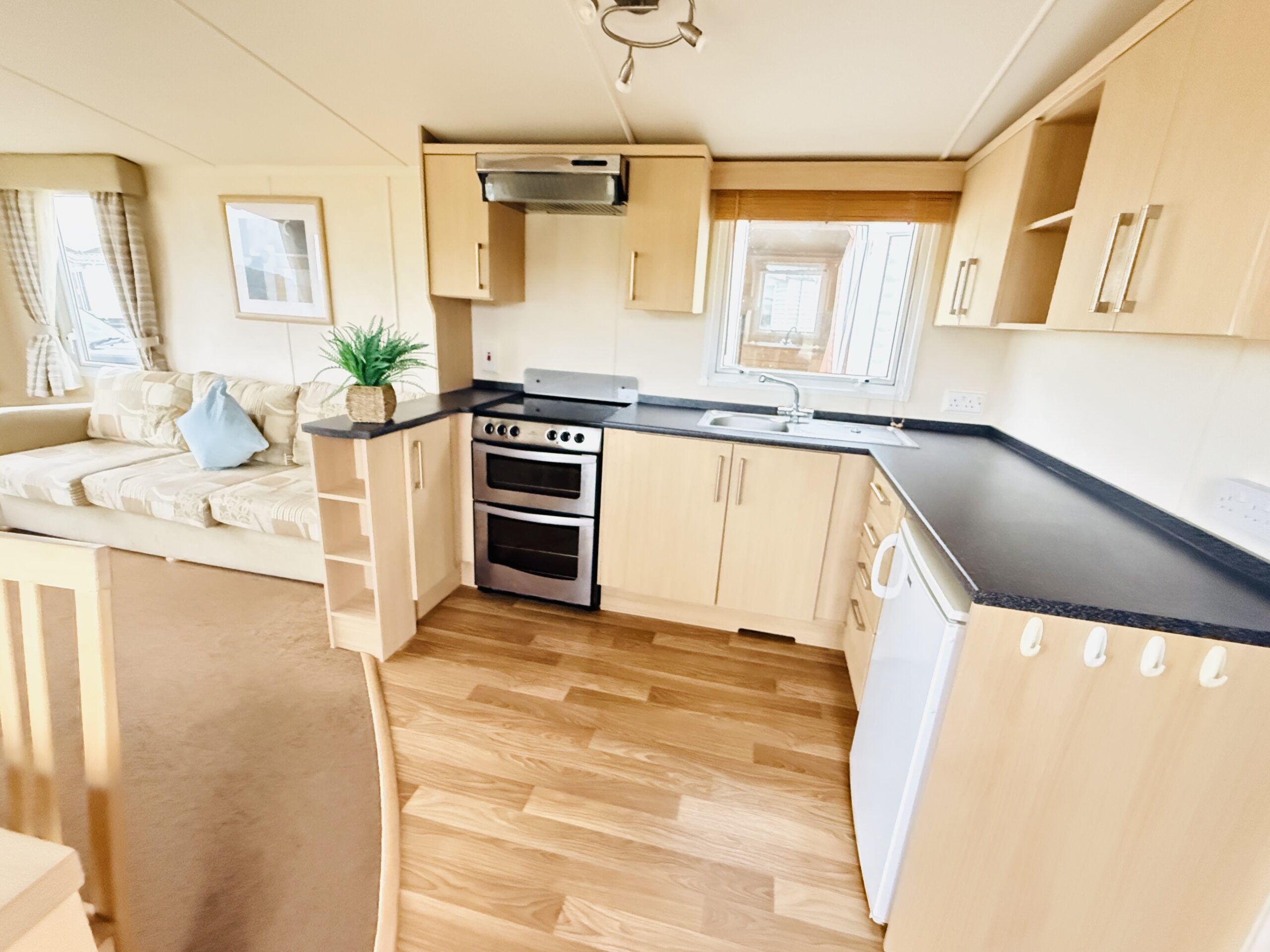 Swift Bordeaux - Image 10