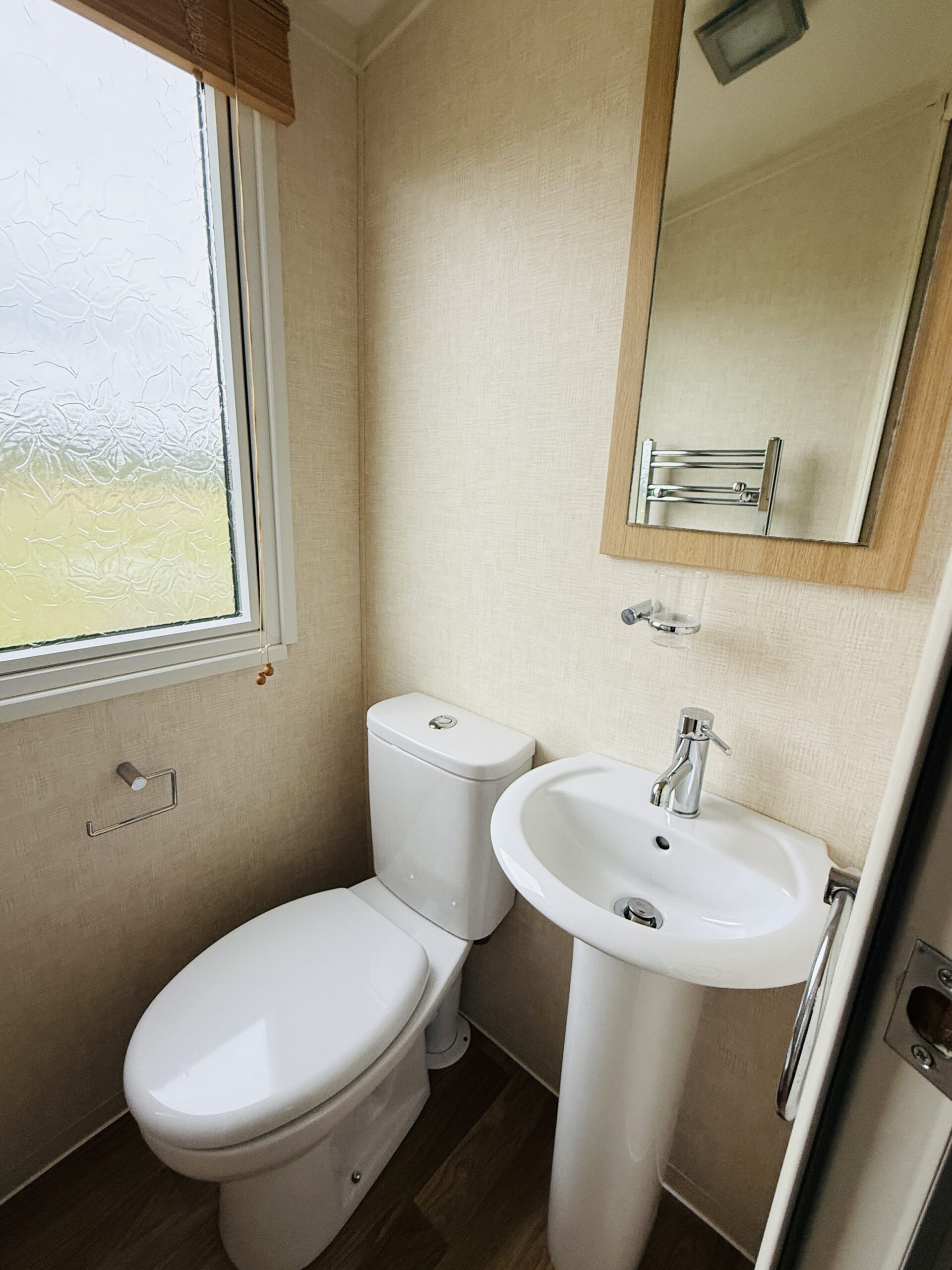 Swift Bordeaux - Image 11