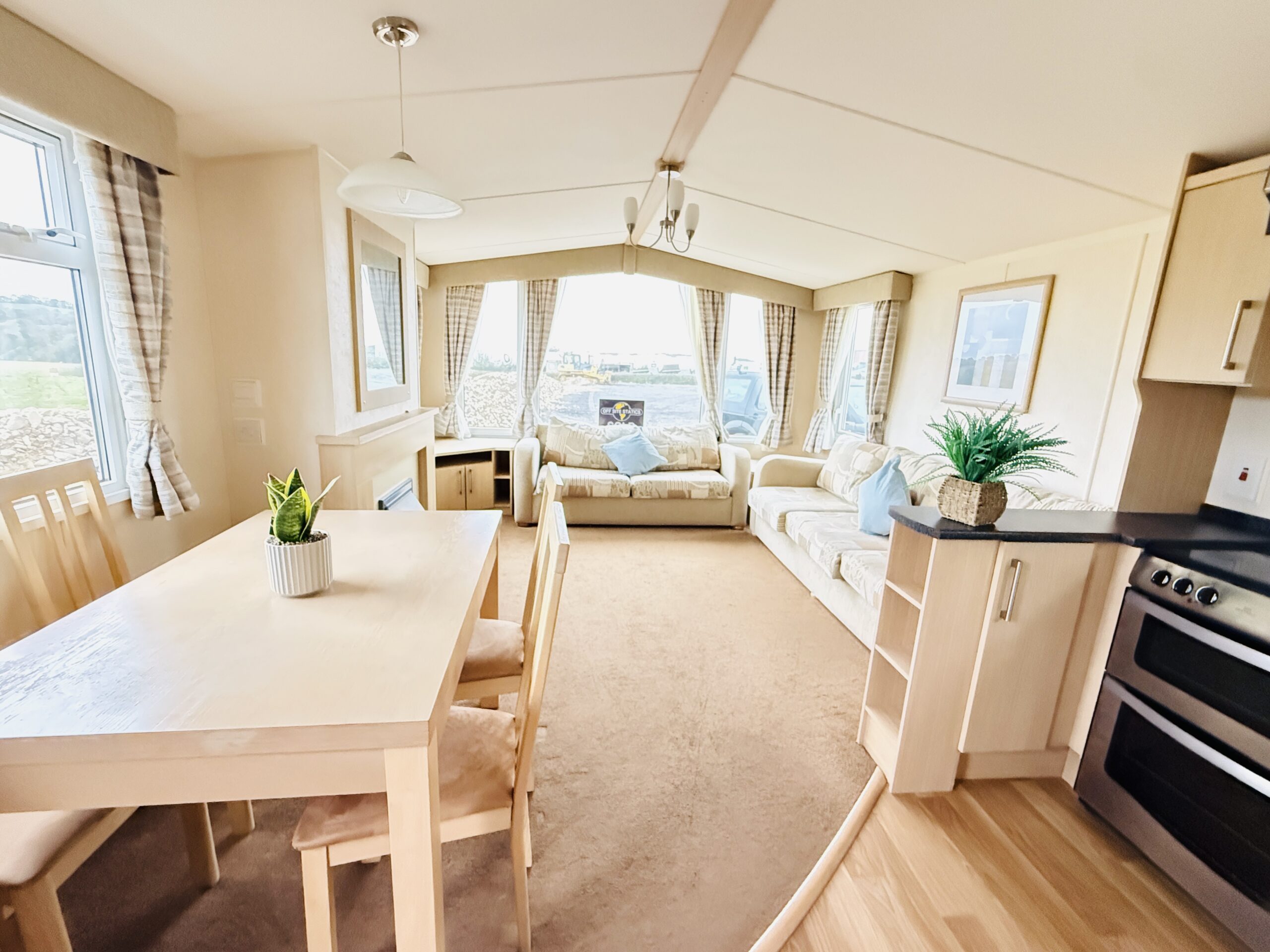 Swift Bordeaux - Image 13