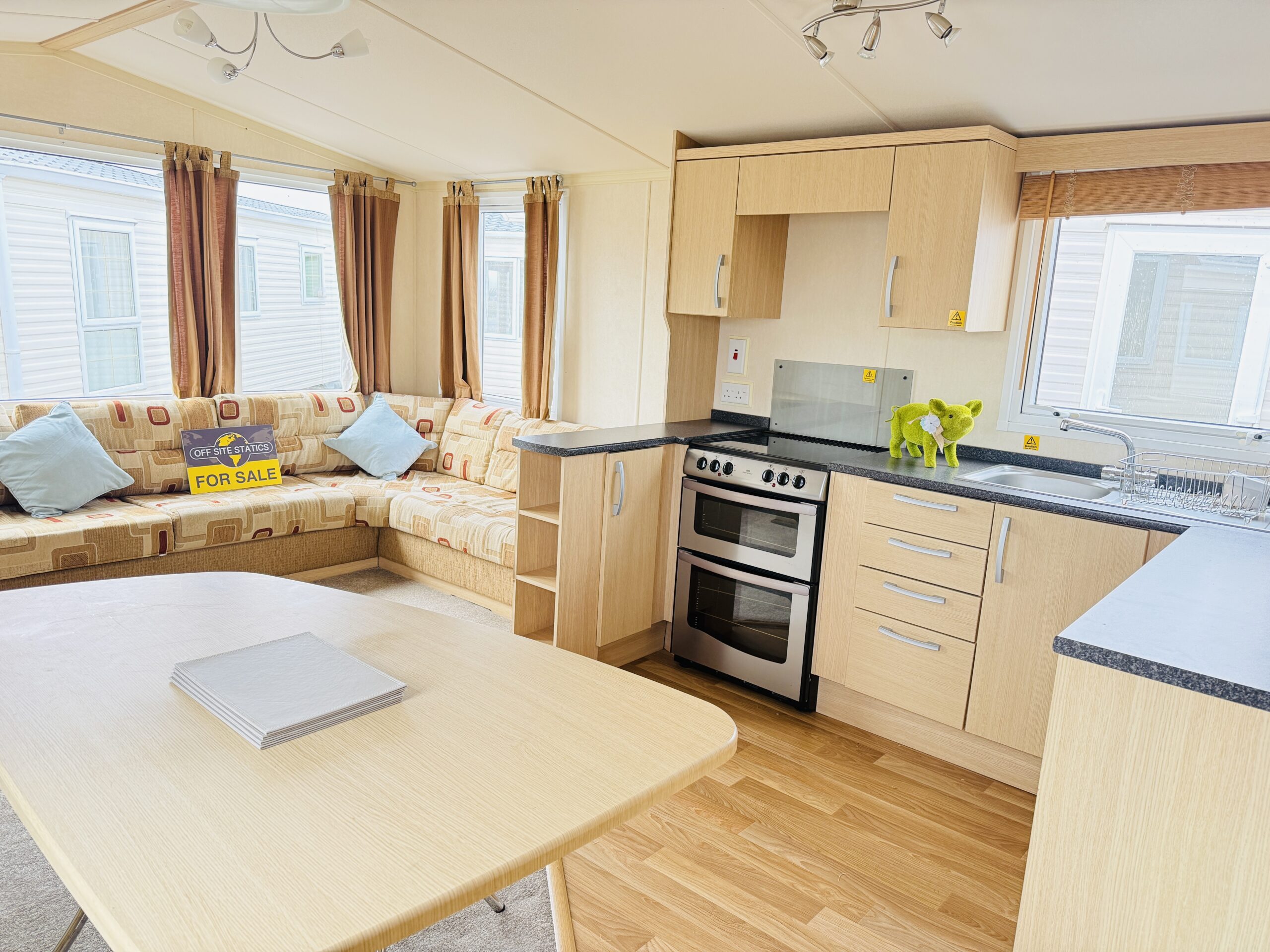 Swift Burgundy - Image 6