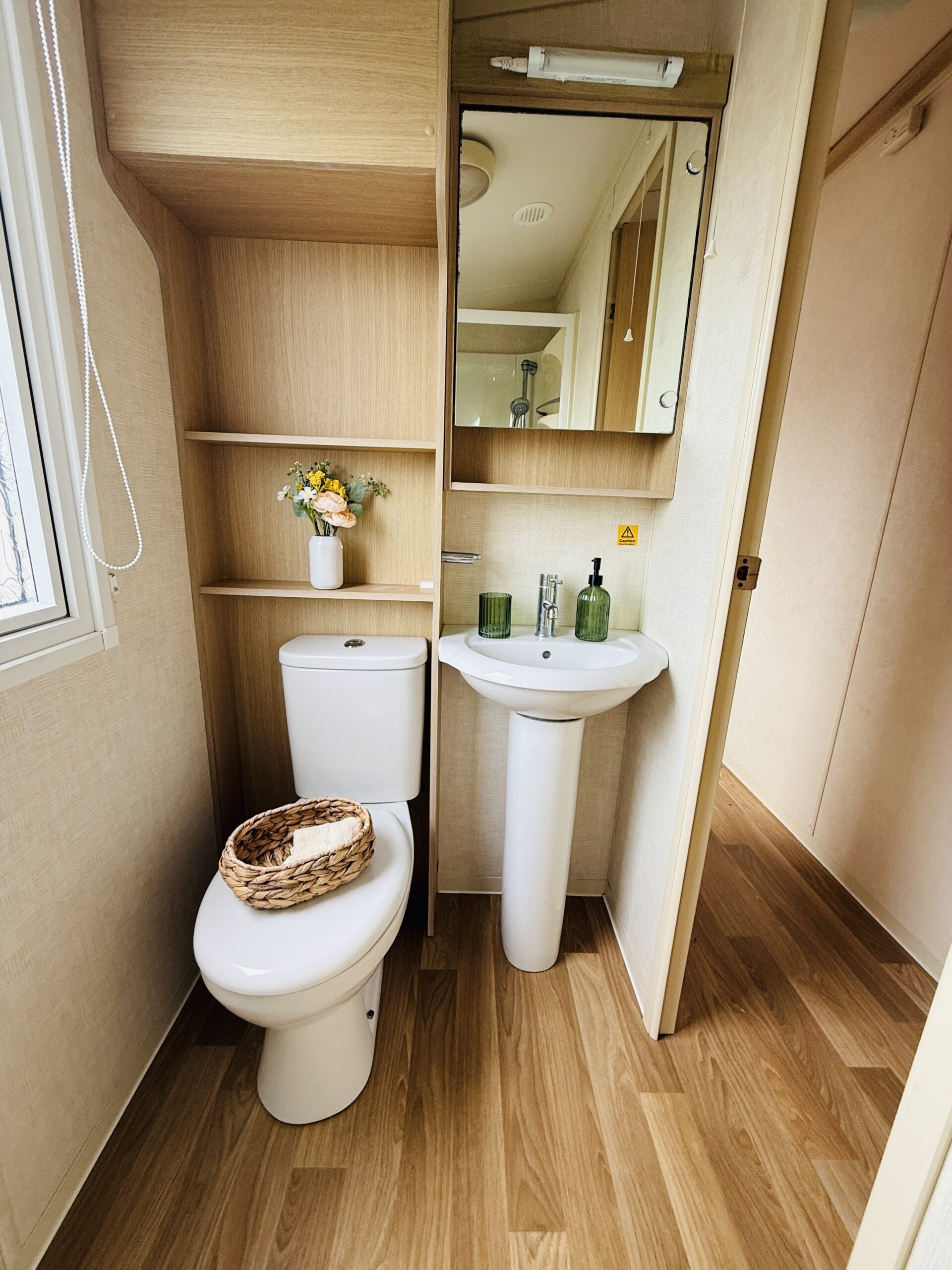 Swift Burgundy - Image 14