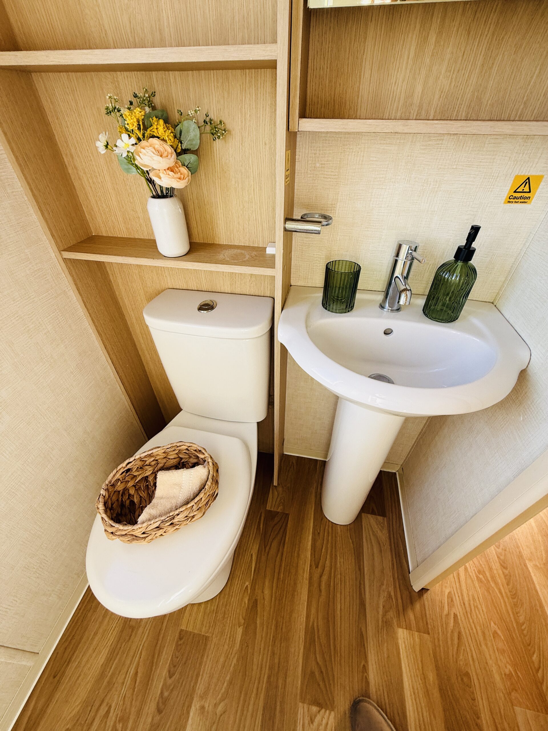 Swift Burgundy - Image 16