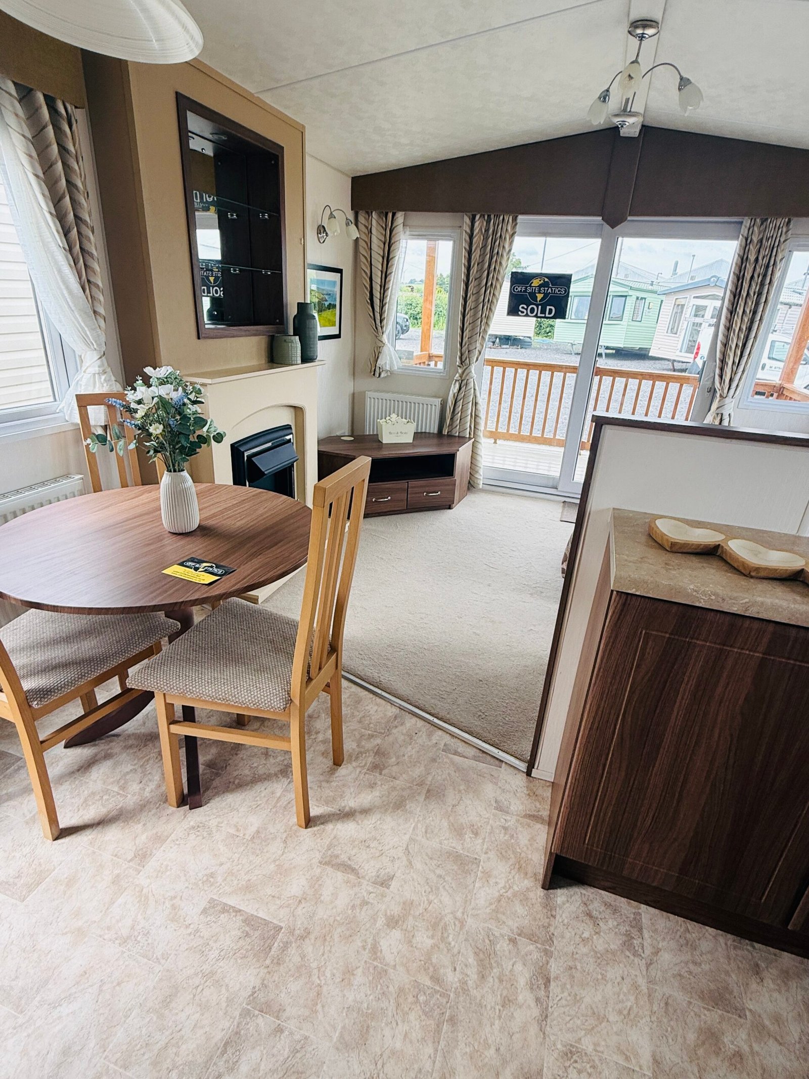 Delta Oceon Lodge - Image 11